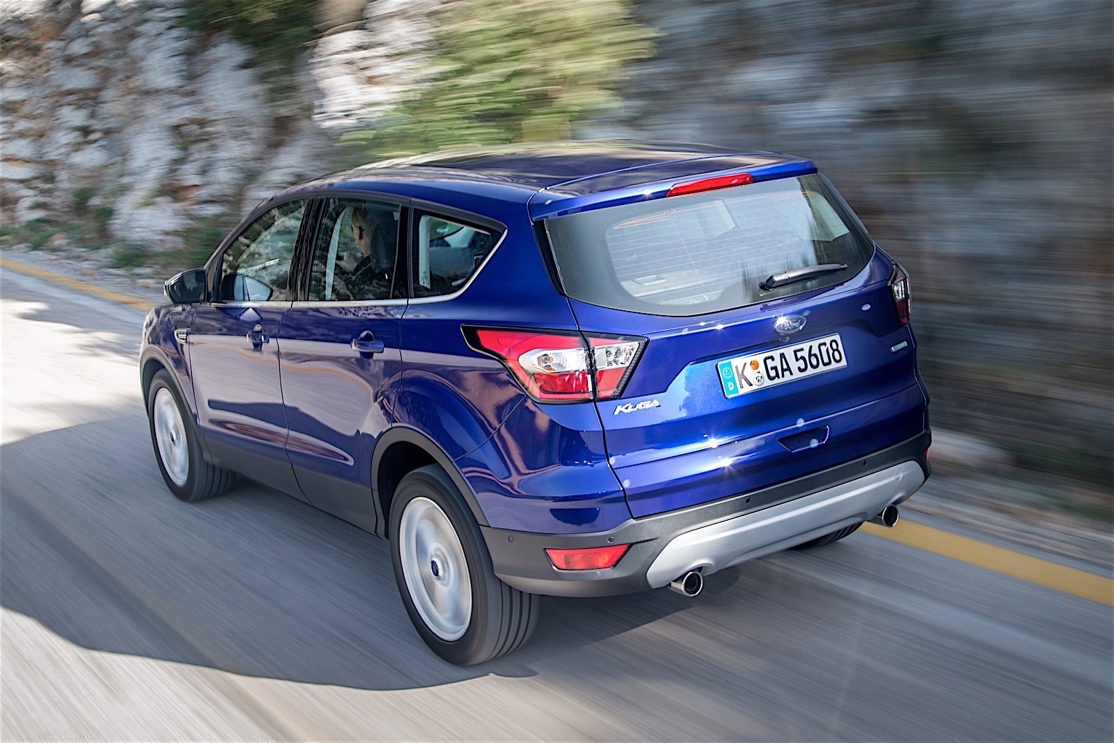 Ford Kuga photo 19