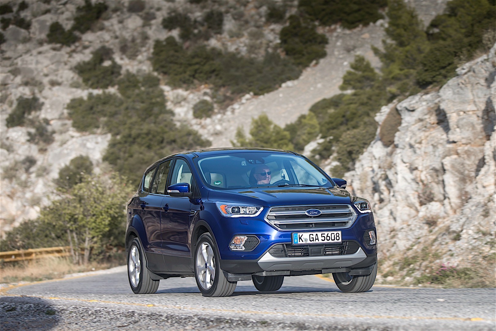 Ford Kuga photo 36