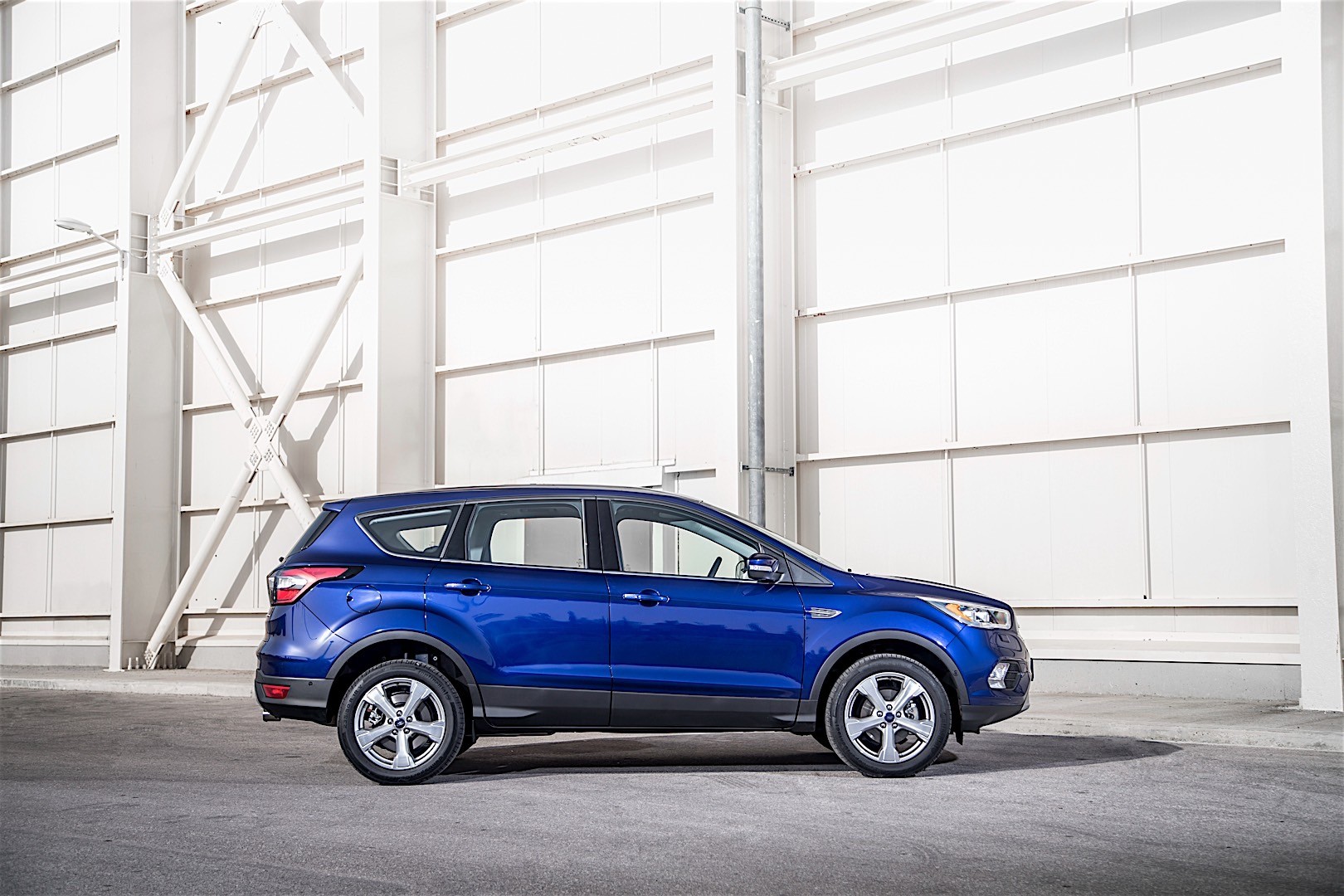 Ford Kuga photo 37