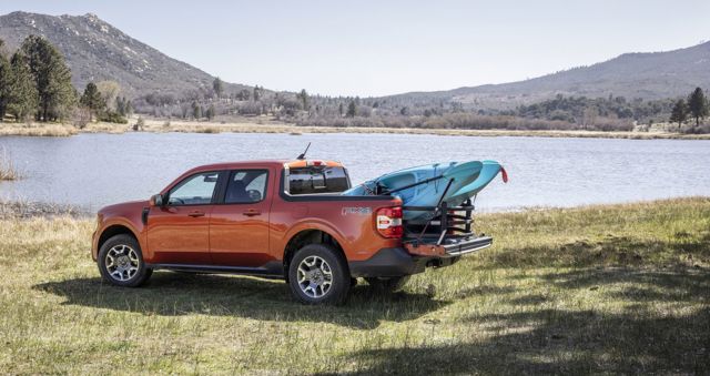 Ford Maverick photo 9