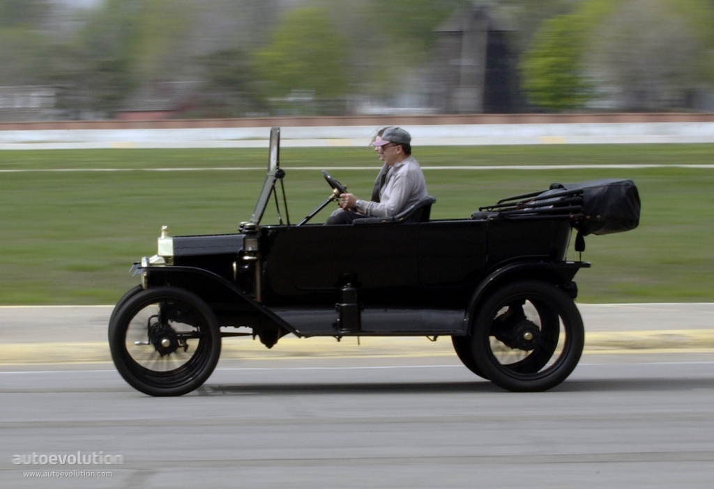 Ford Model T photo 9