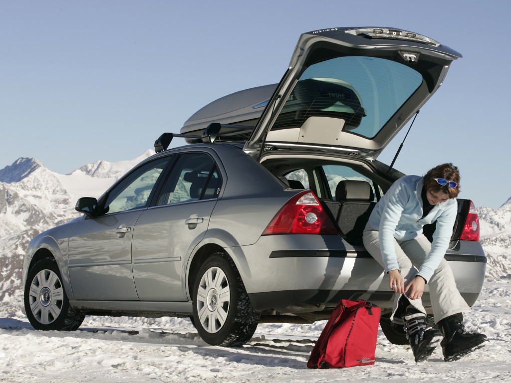 Ford Mondeo Hatchback photo 6