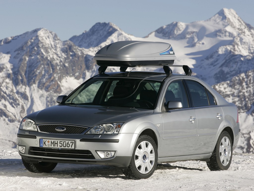 Ford Mondeo Hatchback photo 8