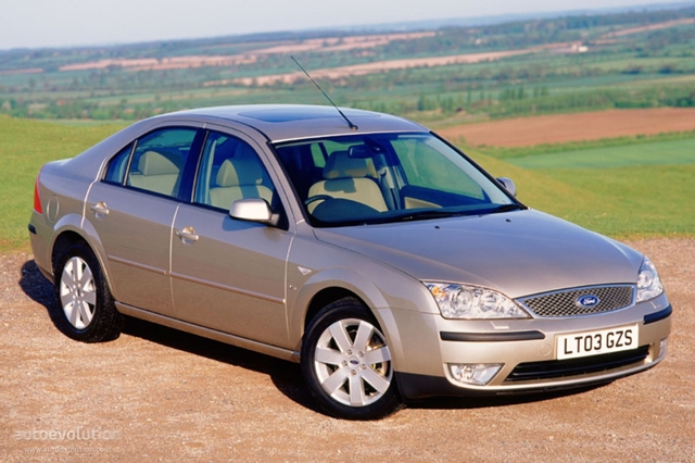 Ford Mondeo Hatchback foto 3