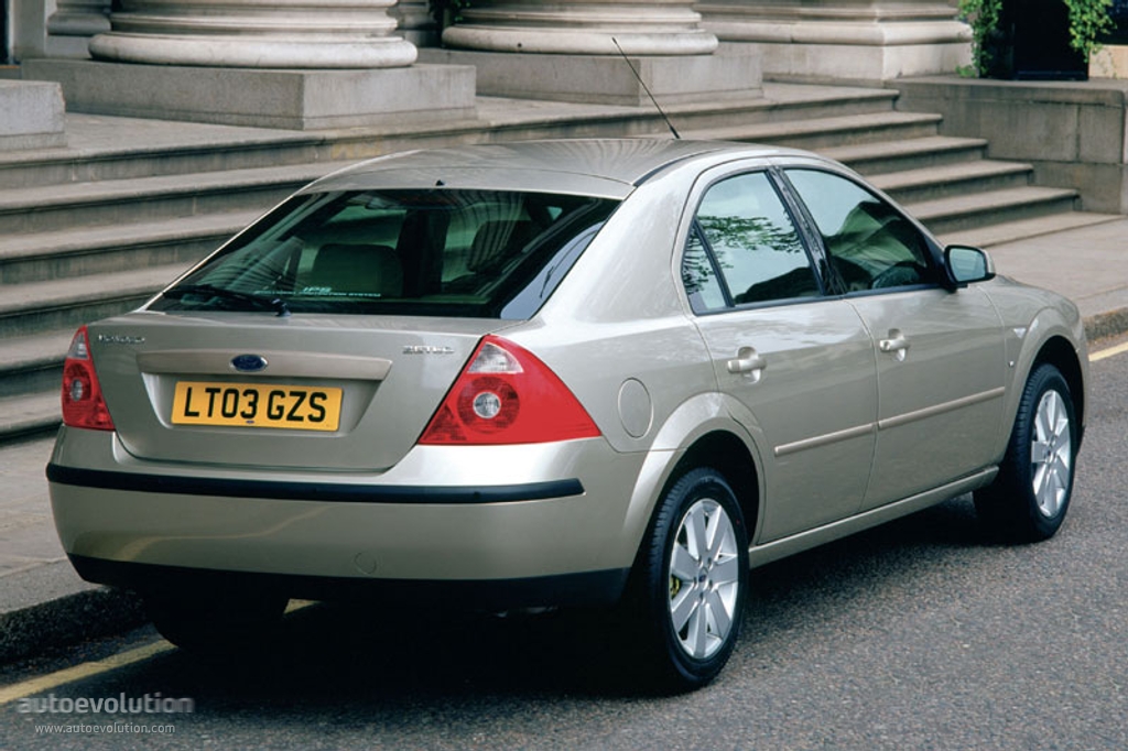 Ford Mondeo Hatchback photo 5