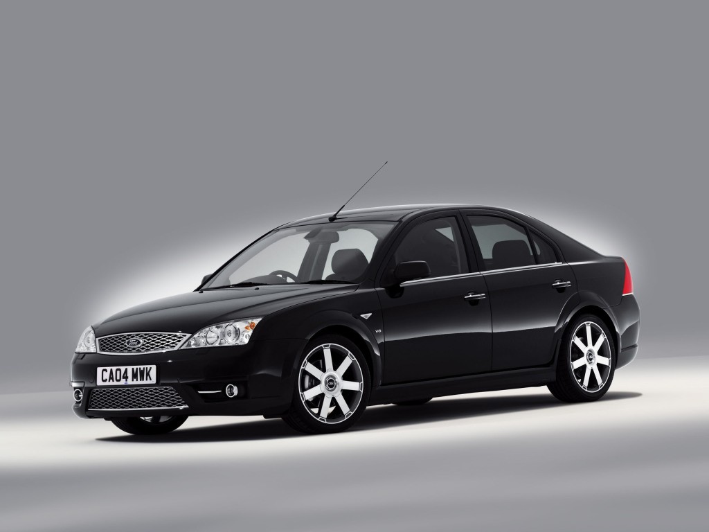 Ford Mondeo Hatchback photo 10