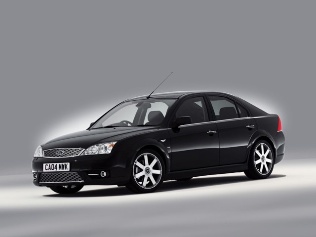 Ford Mondeo Hatchback foto 10