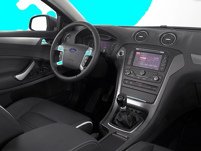 Ford Mondeo Hatchback Foto 32