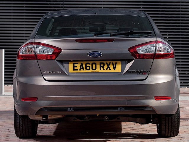 Ford Mondeo Hatchback Foto 6