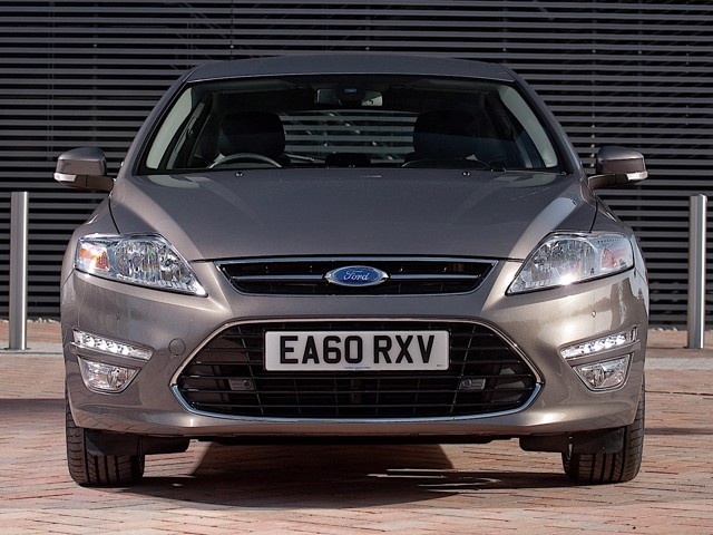 Ford Mondeo Hatchback Foto 7