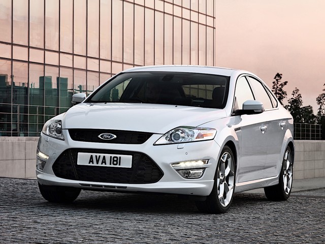 Ford Mondeo Hatchback Foto 9