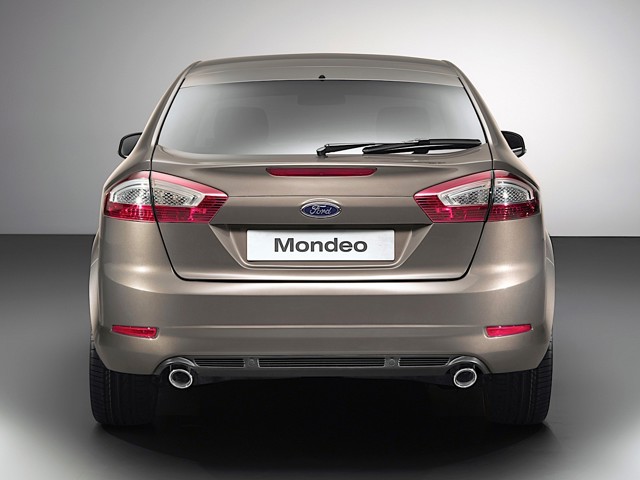 Ford Mondeo Hatchback Foto 12