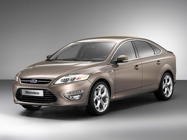 Ford Mondeo Hatchback Foto 29