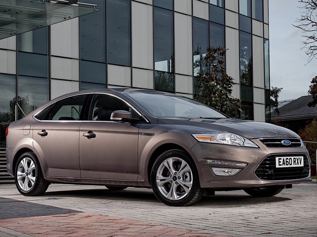 Ford Mondeo Hatchback Foto 3