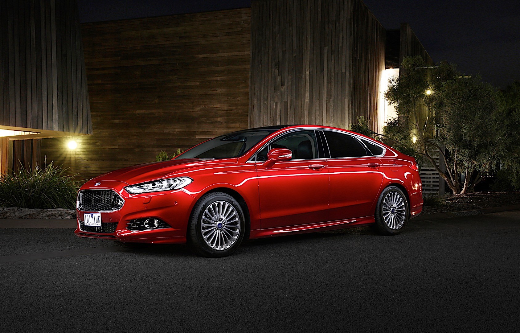 Ford Mondeo Hatchback photo 19