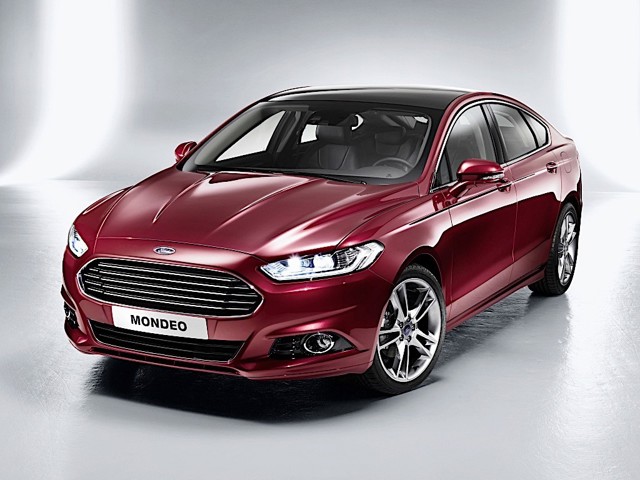 Ford Mondeo Hatchback photo 24
