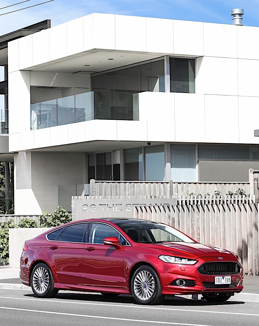 Ford Mondeo Hatchback photo 29