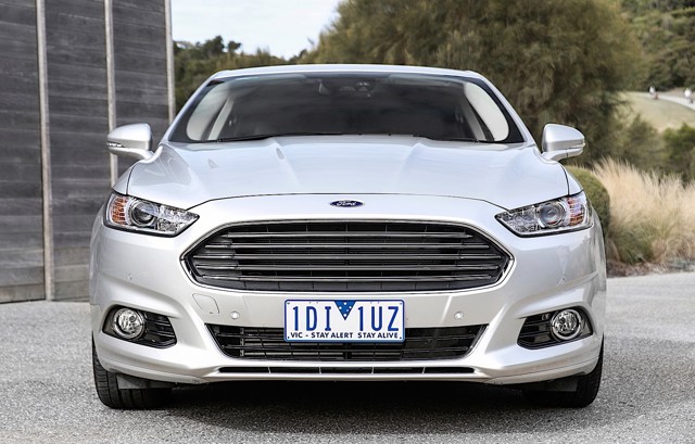 Ford Mondeo Hatchback photo 38