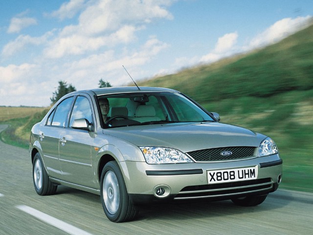 Ford Mondeo Sedan Foto 7
