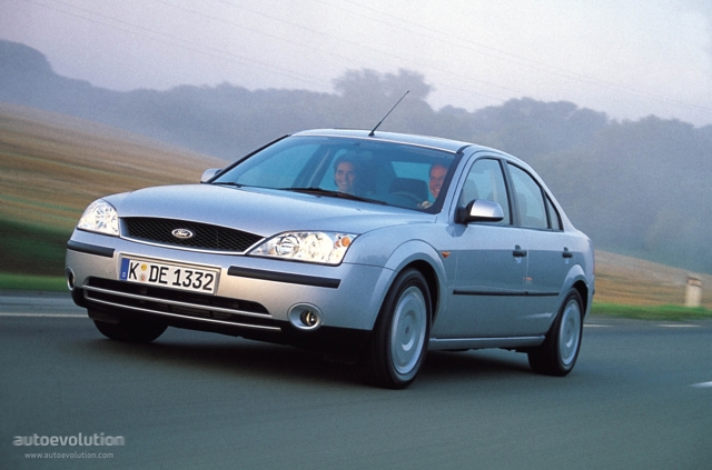 Ford Mondeo Sedan Foto 2