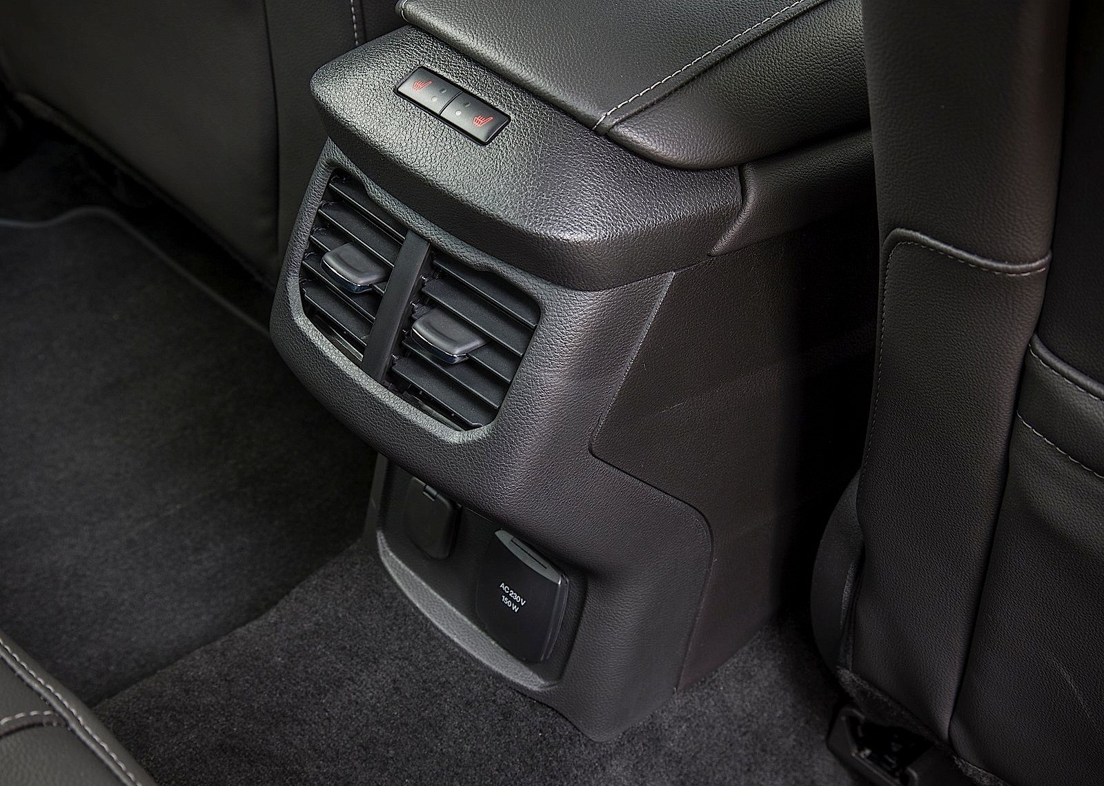 Ford Mondeo Sedan photo 70