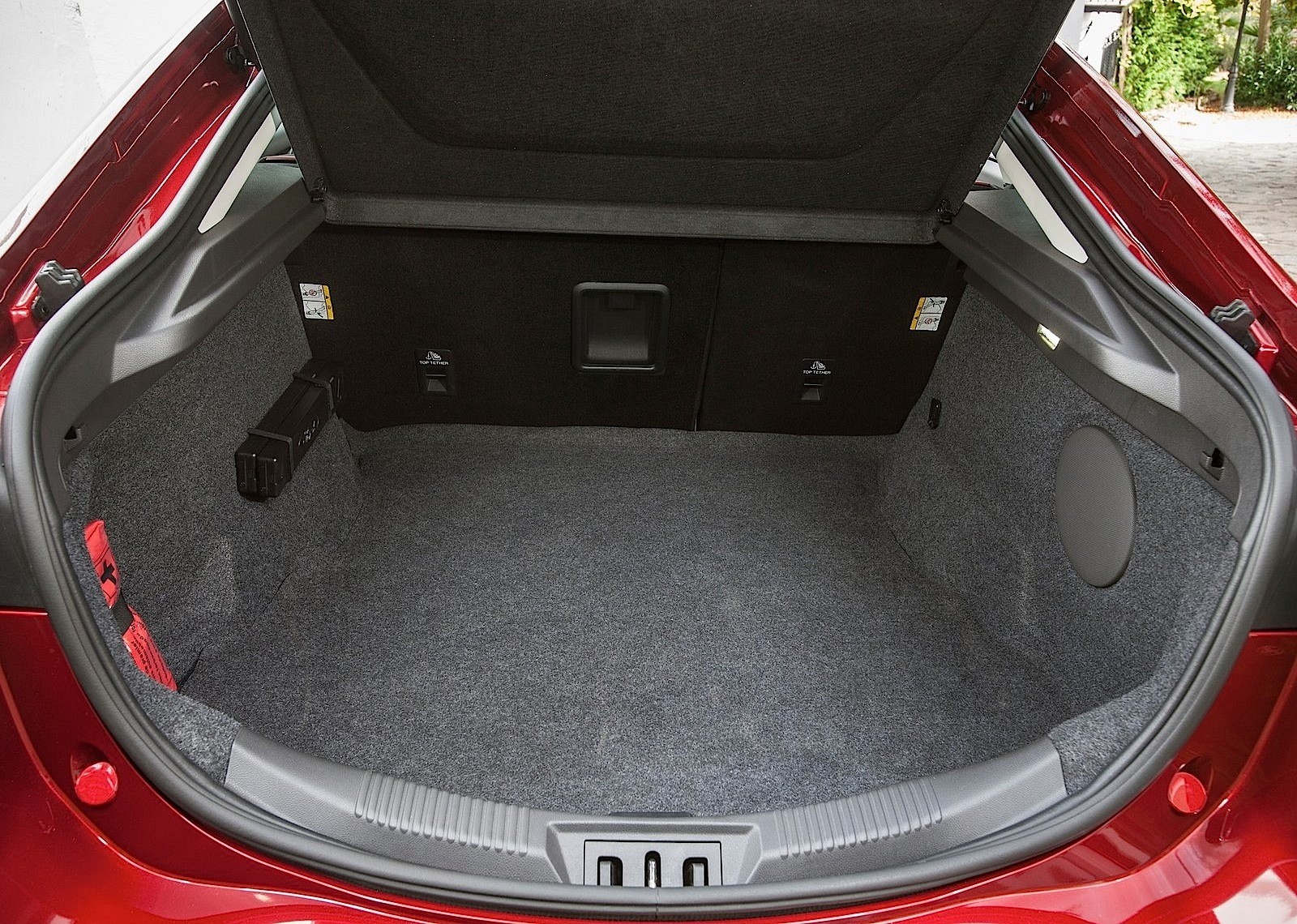 Ford Mondeo Sedan photo 76