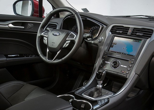 Ford Mondeo Sedan photo 55