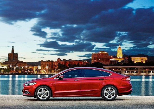FORD Mondeo Sedan