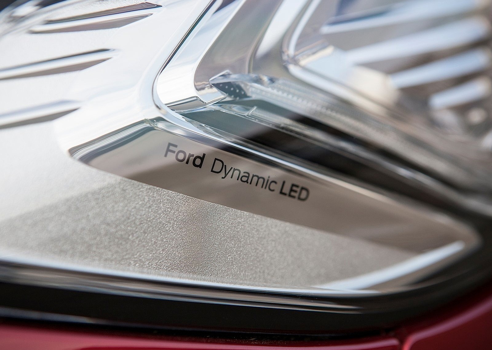 Ford Mondeo Sedan photo 10