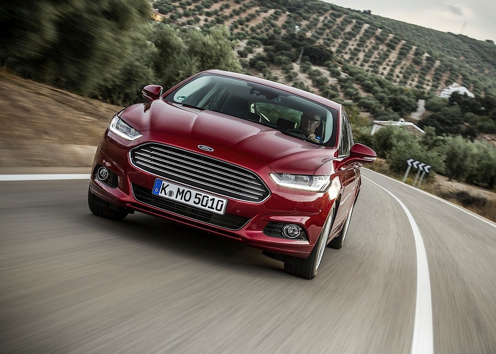 Ford Mondeo Sedan photo 24