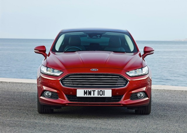 Ford Mondeo Sedan photo 28