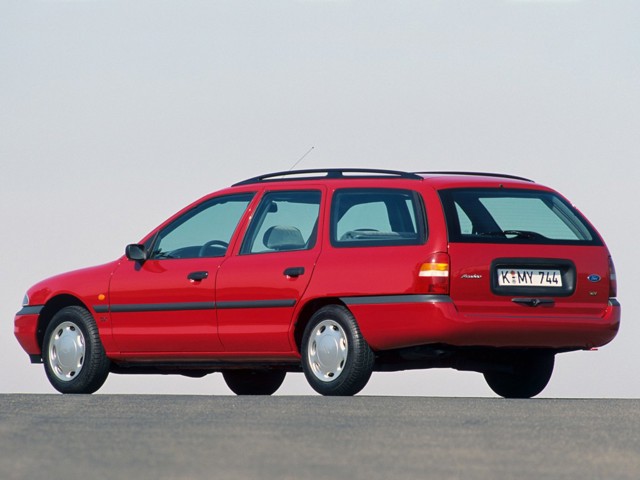 Ford Mondeo Wagon Foto 5