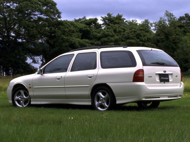 Ford Mondeo Wagon Foto 16