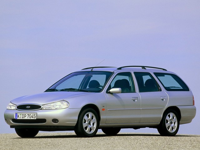 Ford Mondeo Wagon Foto 19