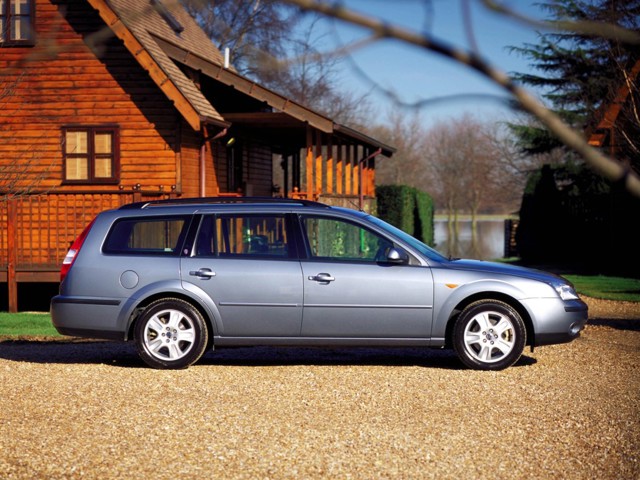 Ford Mondeo Wagon foto 10