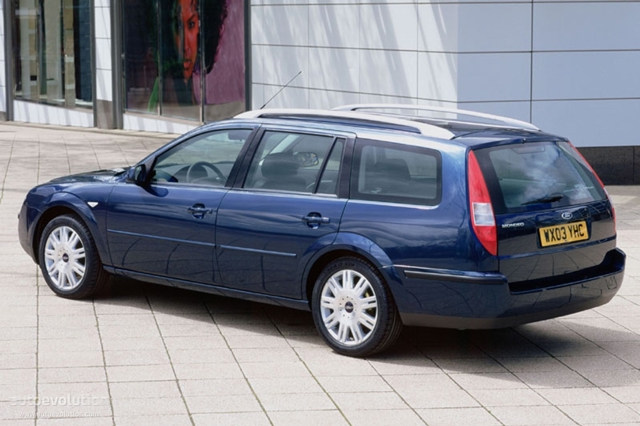 Ford Mondeo Wagon Foto 2