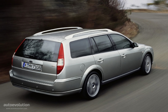 Ford Mondeo Wagon Foto 6