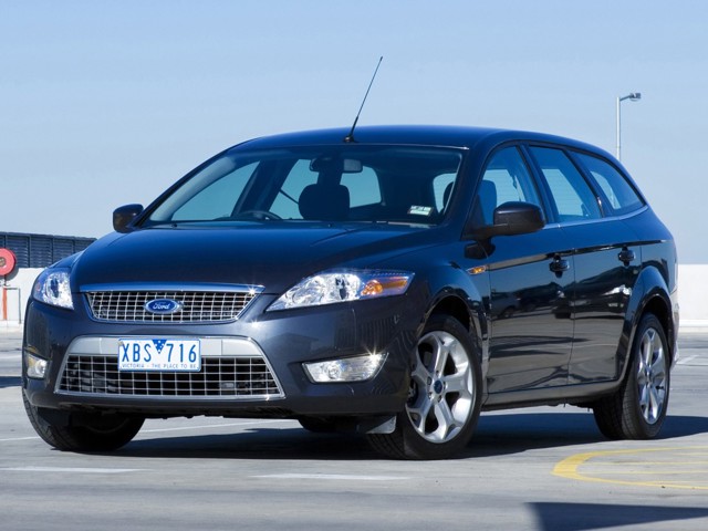 Ford Mondeo Wagon Foto 23