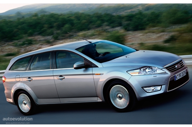 Ford Mondeo Wagon Foto 1