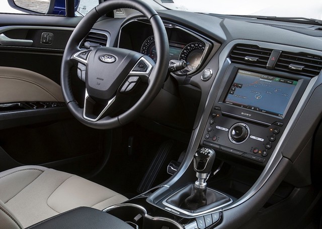 Ford Mondeo Wagon photo 45