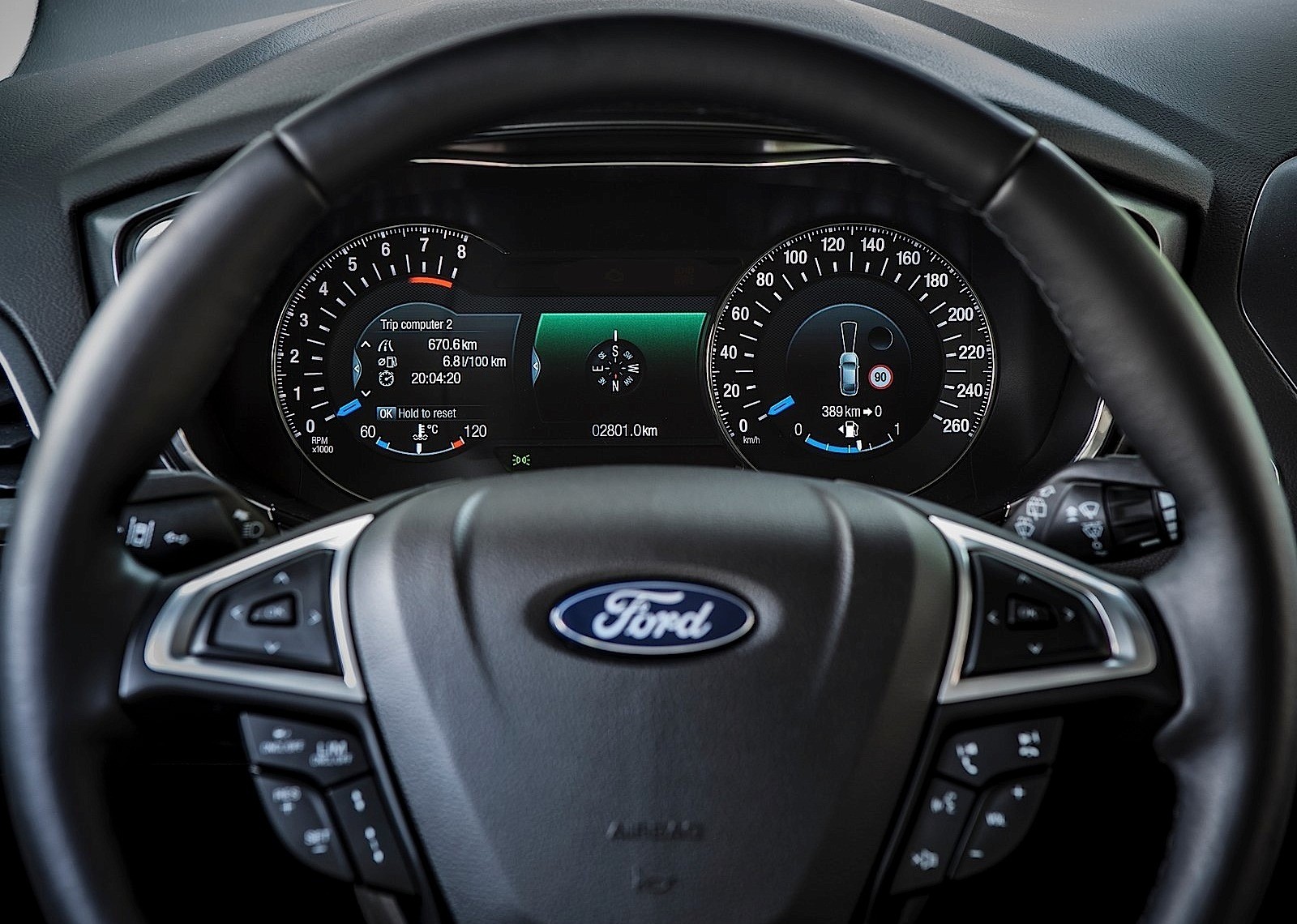 Ford Mondeo Wagon photo 47