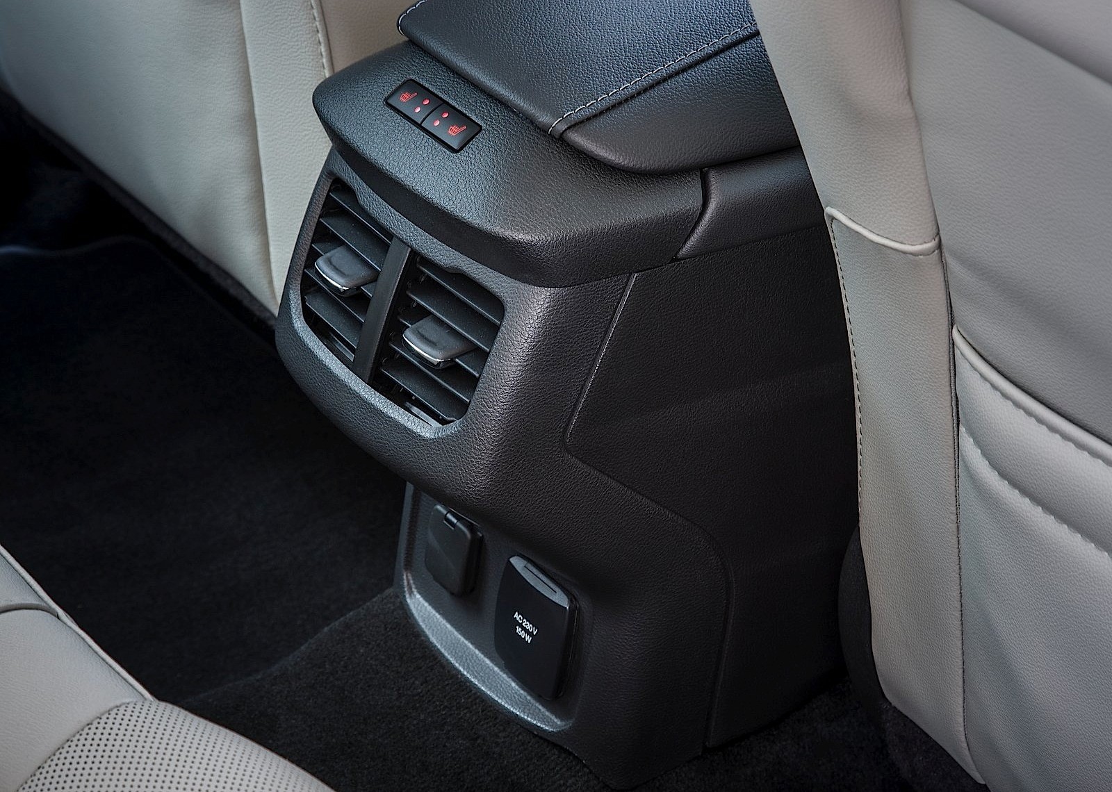 Ford Mondeo Wagon photo 50