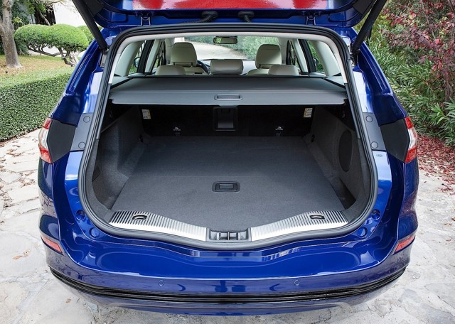 Ford Mondeo Wagon photo 54