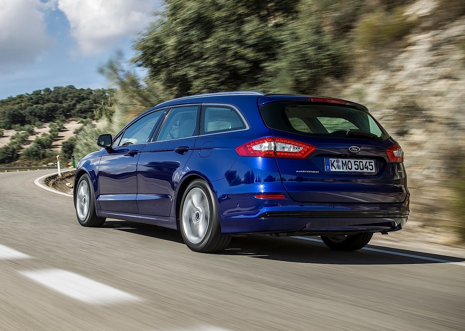 Ford Mondeo Wagon photo 7