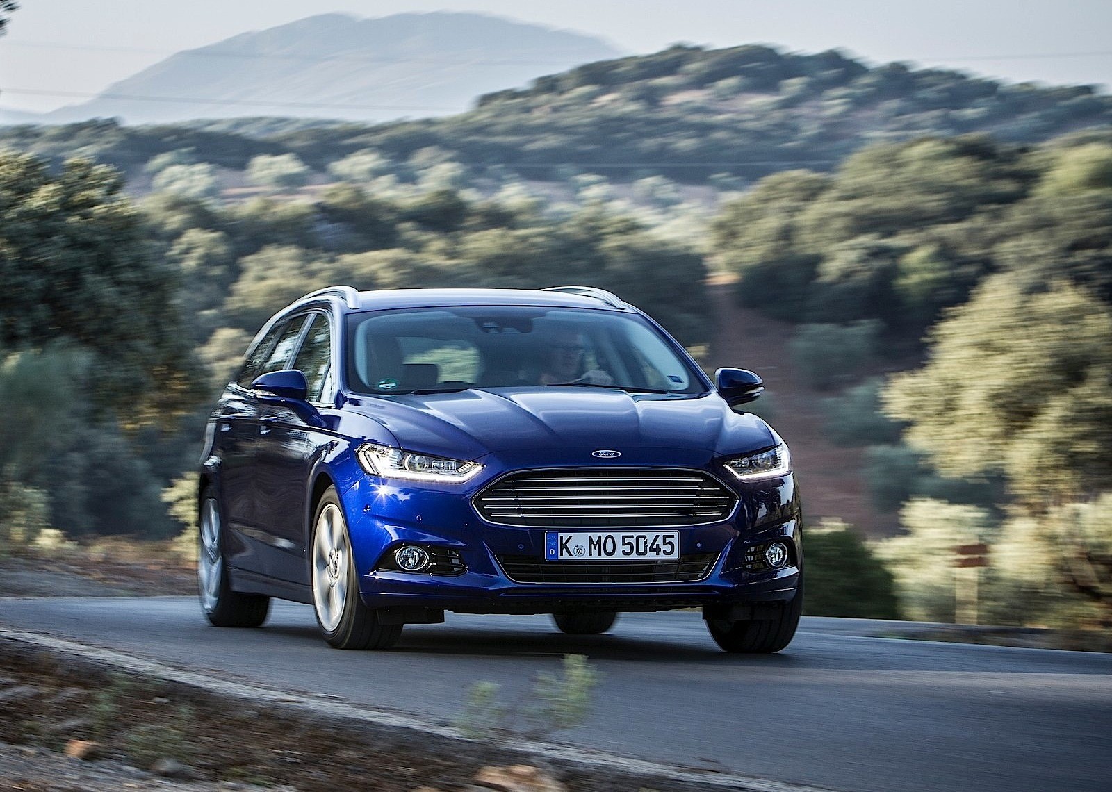 Ford Mondeo Wagon photo 15