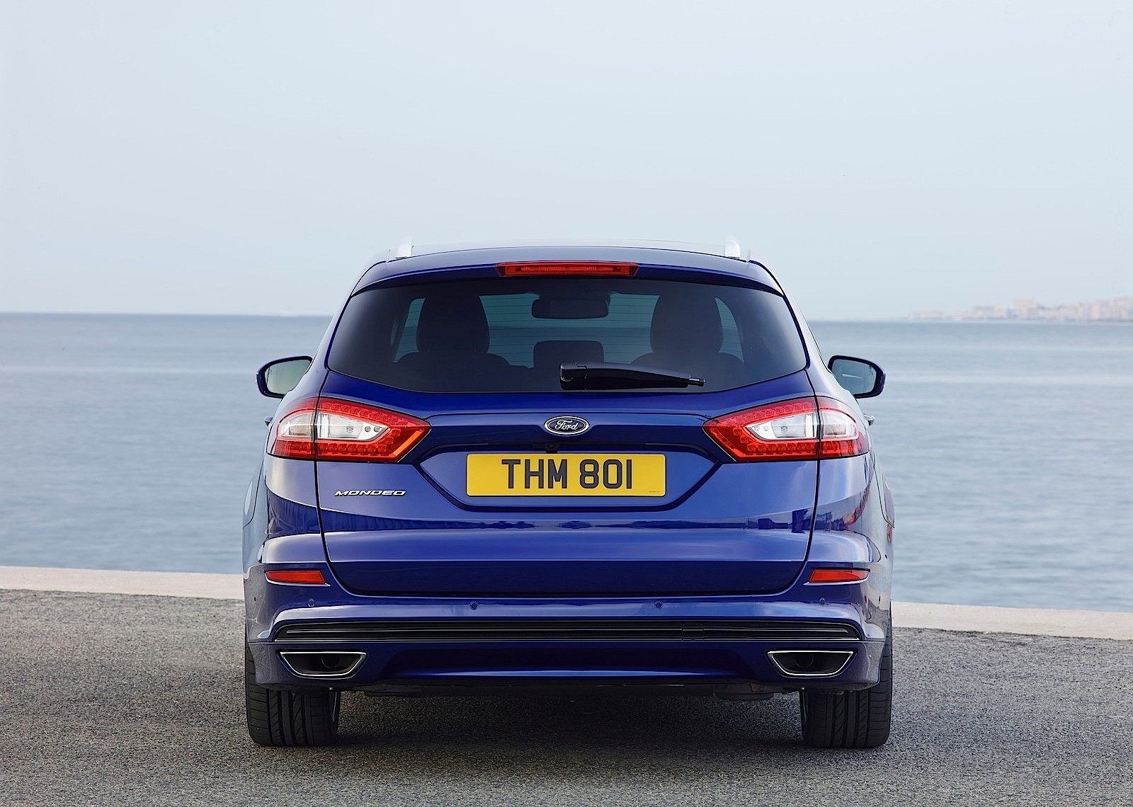 Ford Mondeo Wagon photo 23