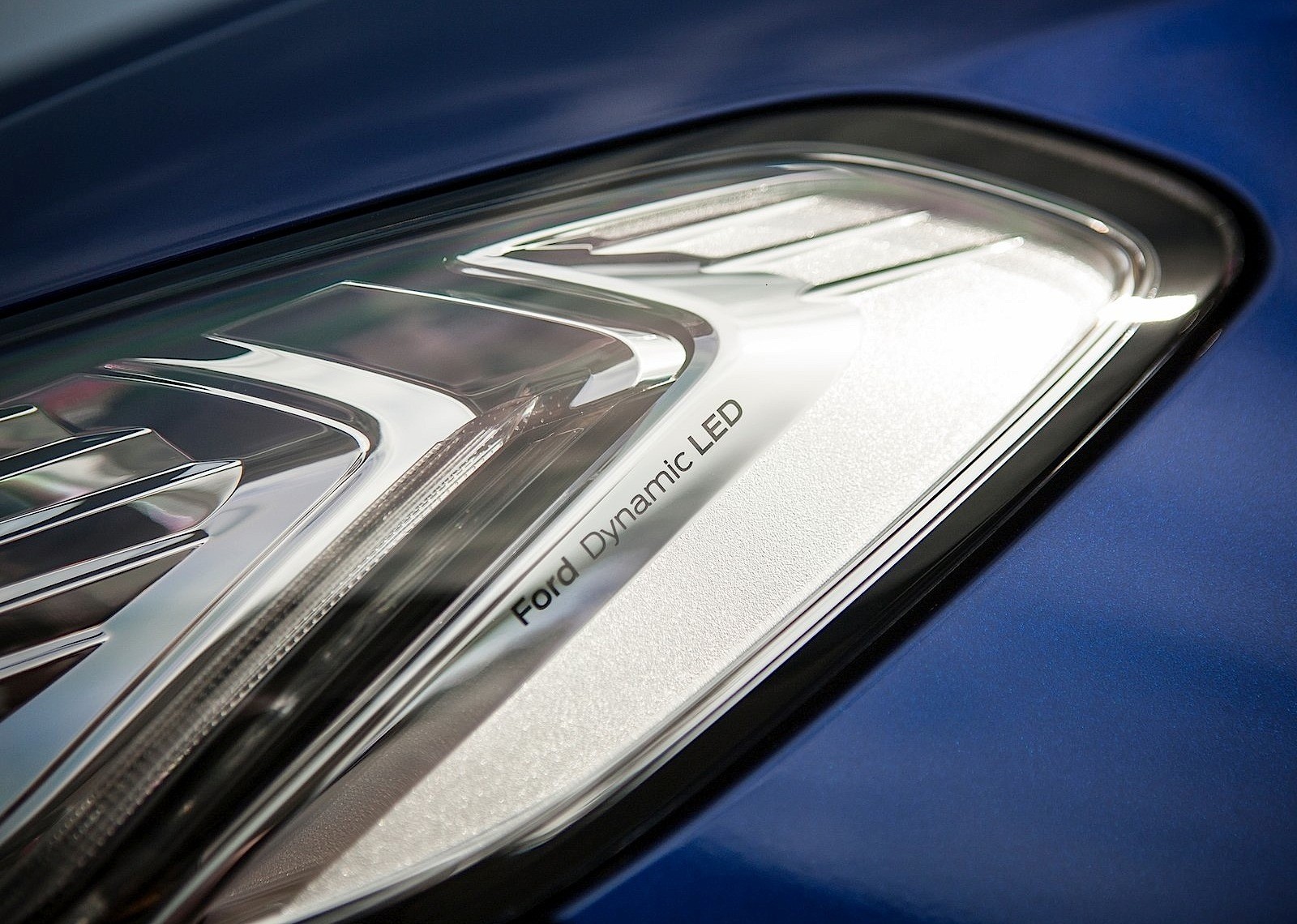 Ford Mondeo Wagon photo 29