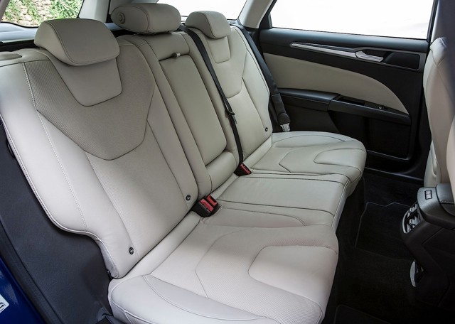 Ford Mondeo Wagon photo 39