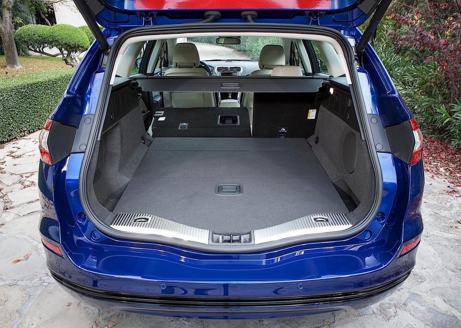 Ford Mondeo Wagon photo 42