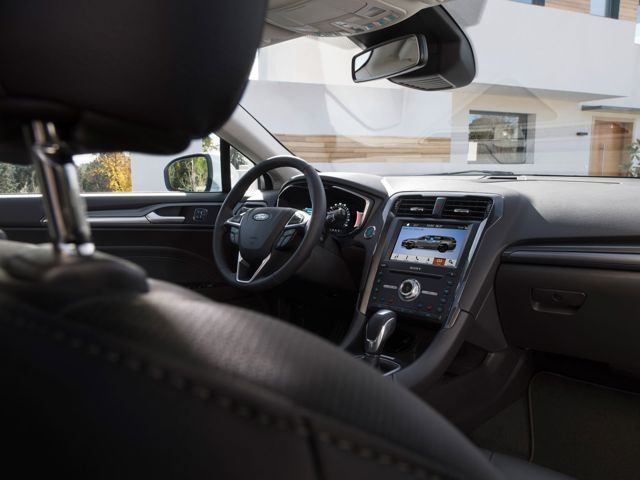 Ford Mondeo Wagon foto 28